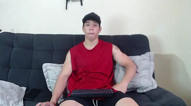 Snapshot of ethan_noir chatting on March 13, 6:56 pm ethan noir online show from March 13, 6:56 pm