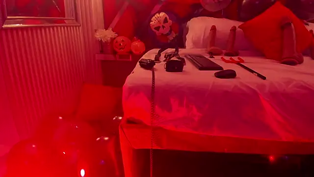 SusanCouper online show from October 24, 11:56 pm