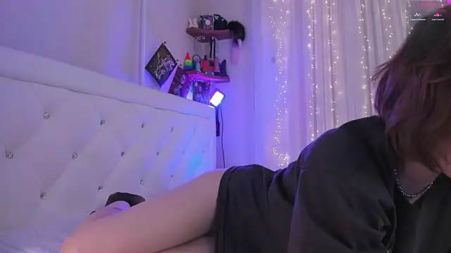 Natural pussy online show from March 7, 2:12 pm