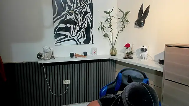 Daemon21 online show from January 15, 8:23 pm