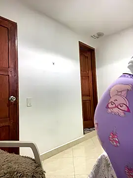 Im Amelia online show from January 11, 3:17 pm