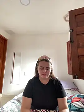 Im Amelia online show from March 1, 7:49 pm