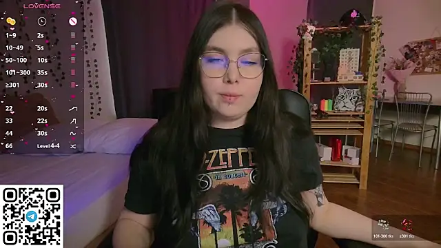 Arizonaa Muse online show from February 15, 3:58 am