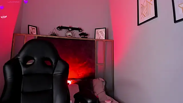 Valkiria ponce online show from March 21, 1:45 pm