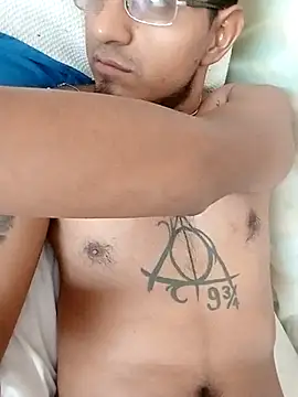 Snapshot of ale3J4a chatting on January 29, 8:56 pm ale3J4a online show from January 29, 8:56 pm