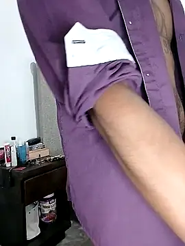 Snapshot of ale3J4a chatting on January 30, 11:34 pm ale3J4a online show from January 30, 11:34 pm