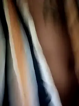 Snapshot of ale3J4a chatting on October 12, 10:03 am ale3J4a online show from October 12, 10:03 am