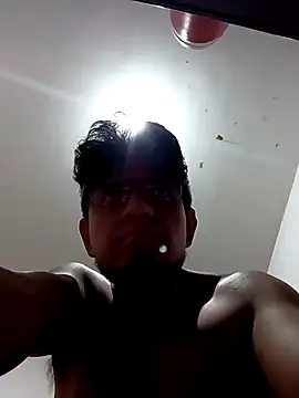 Snapshot of ale3J4a chatting on November 13, 7:40 am ale3J4a online show from November 13, 7:40 am