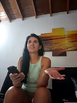 Snapshot of AbbyBaker222 chatting on January 11, 8:11 am AbbyBaker222 online show from January 11, 8:11 am