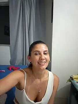 Snapshot of AbbyBaker222 chatting on November 9, 6:23 am AbbyBaker222 online show from November 9, 6:23 am