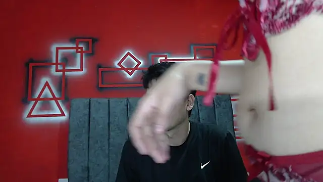 Snapshot of FerneyManti chatting on October 24, 1:29 pm FerneyManti online show from October 24, 1:29 pm