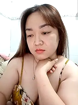 Snapshot of VyOanh2K chatting on March 8, 4:17 pm VyOanh2K online show from March 8, 4:17 pm