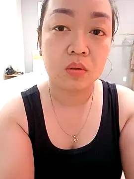 Snapshot of VyOanh2K chatting on March 21, 9:01 am VyOanh2K online show from March 21, 9:01 am