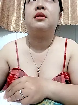 Snapshot of VyOanh2K chatting on September 25, 2:10 pm VyOanh2K online show from September 25, 2:10 pm