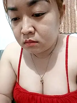 Snapshot of VyOanh2K chatting on November 17, 2:56 pm VyOanh2K online show from November 17, 2:56 pm