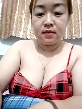 Snapshot of VyOanh2K chatting on November 22, 3:55 pm VyOanh2K online show from November 22, 3:55 pm