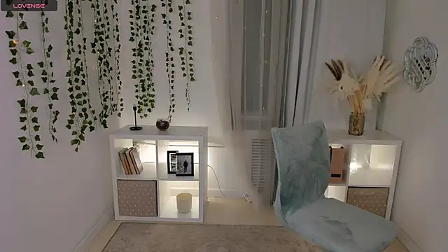 Snapshot of Lattea chatting on January 16, 12:20 pm Lattea online show from January 16, 12:20 pm