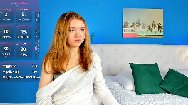 Eva  Lewis online show from March 18, 4:15 am