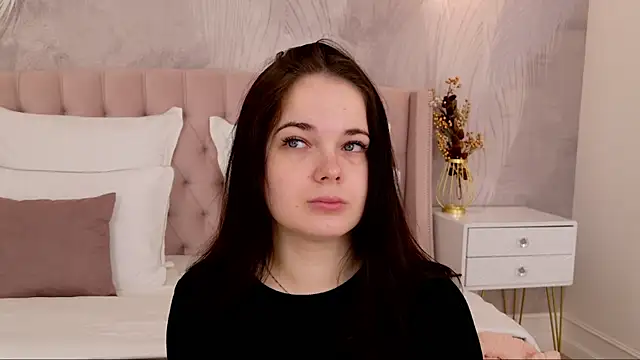 DeniseReese online show from October 21, 2:23 am