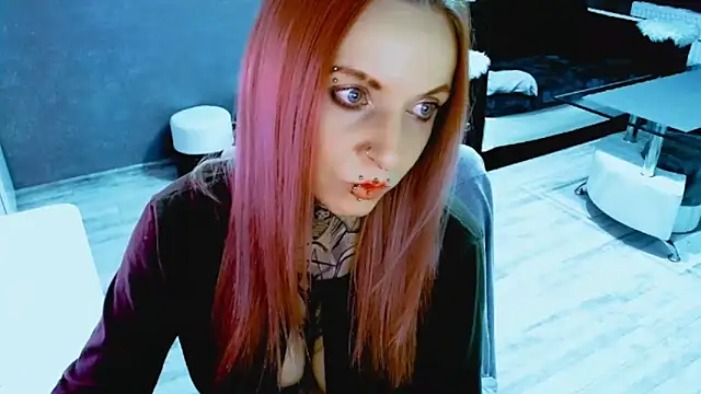 Snapshot of InesGold chatting on November 25, 7:25 pm InesGold online show from November 25, 7:25 pm