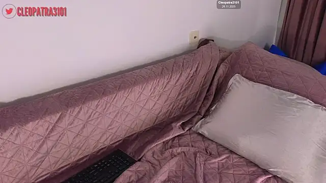 Snapshot of Cleopatra3101 chatting on November 26, 5:19 am Cleopatra3101 online show from November 26, 5:19 am