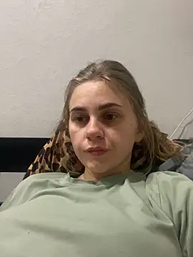 Snapshot of GraceTorrez chatting on January 6, 7:13 pm GraceTorrez online show from January 6, 7:13 pm