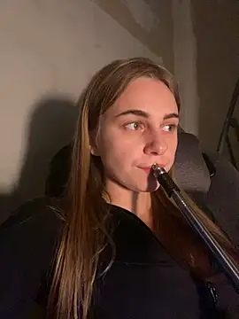 Snapshot of GraceTorrez chatting on January 27, 5:04 pm GraceTorrez online show from January 27, 5:04 pm