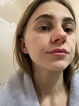 Snapshot of GraceTorrez chatting on February 7, 7:50 am GraceTorrez online show from February 7, 7:50 am