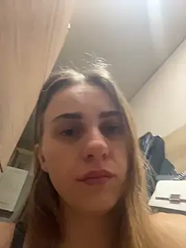 Snapshot of GraceTorrez chatting on February 17, 7:47 am GraceTorrez online show from February 17, 7:47 am