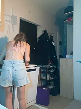 Snapshot of GraceTorrez chatting on February 17, 1:53 pm GraceTorrez online show from February 17, 1:53 pm