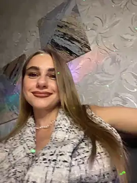 Snapshot of GraceTorrez chatting on September 23, 8:34 pm GraceTorrez online show from September 23, 8:34 pm