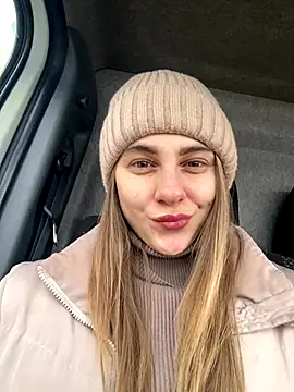 Snapshot of GraceTorrez chatting on December 14, 5:57 am GraceTorrez online show from December 14, 5:57 am