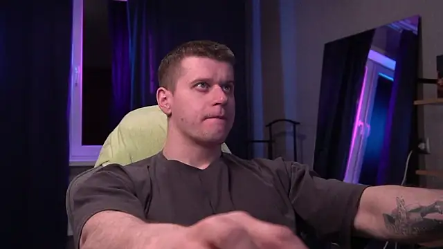 Bruno Banani online show from March 10, 7:30 pm