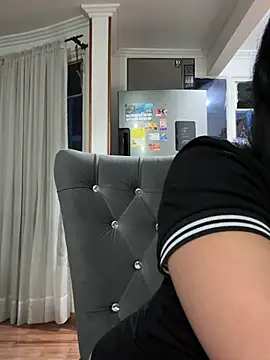 Snapshot of Sara_luna_ chatting on January 9, 12:57 am Sara luna  online show from January 9, 12:57 am