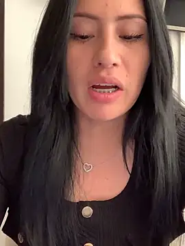 Snapshot of Sara_luna_ chatting on March 7, 4:22 pm Sara luna  online show from March 7, 4:22 pm