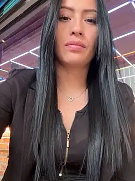 Snapshot of Sara_luna_ chatting on March 18, 5:53 pm Sara luna  online show from March 18, 5:53 pm