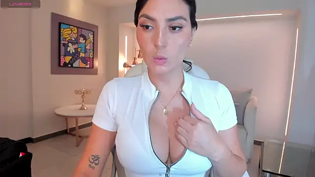 Snapshot of AbbyDalton chatting on February 12, 9:11 pm AbbyDalton online show from February 12, 9:11 pm