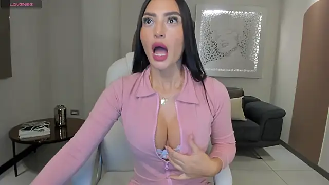 Snapshot of AbbyDalton chatting on February 16, 11:38 am AbbyDalton online show from February 16, 11:38 am