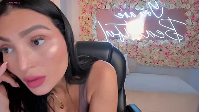 Snapshot of AbbyDalton chatting on March 12, 11:09 am AbbyDalton online show from March 12, 11:09 am