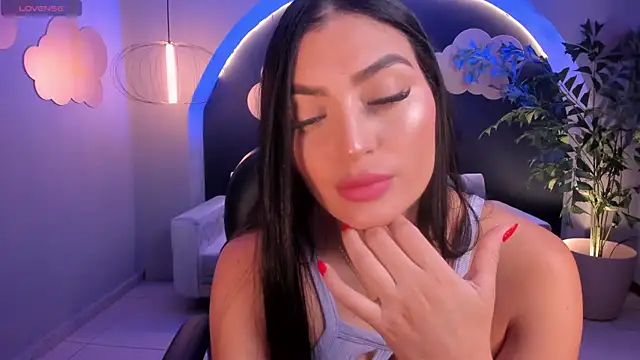 Snapshot of AbbyDalton chatting on March 19, 11:50 am AbbyDalton online show from March 19, 11:50 am