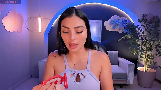 Snapshot of AbbyDalton chatting on March 19, 6:12 pm AbbyDalton online show from March 19, 6:12 pm