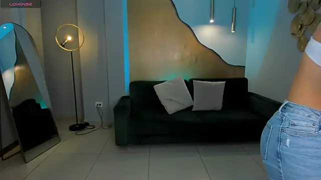 Snapshot of AbbyDalton chatting on September 26, 5:28 pm AbbyDalton online show from September 26, 5:28 pm