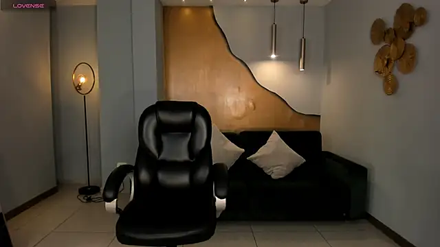 Snapshot of AbbyDalton chatting on October 30, 5:57 pm AbbyDalton online show from October 30, 5:57 pm