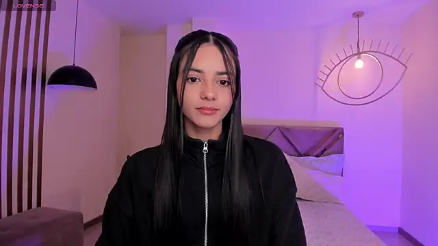 HannahJamesX online show from September 13, 6:29 pm