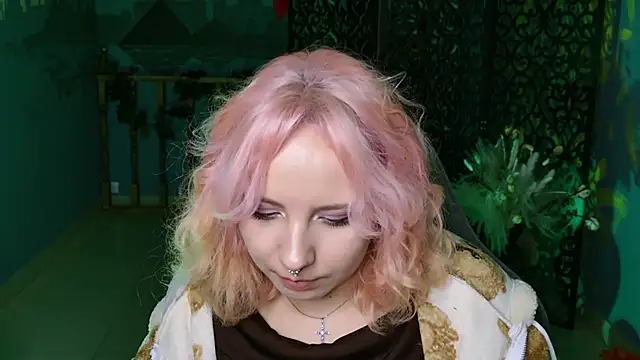 Snapshot of JasmineMilko chatting on January 19, 11:12 am JasmineMilko online show from January 19, 11:12 am