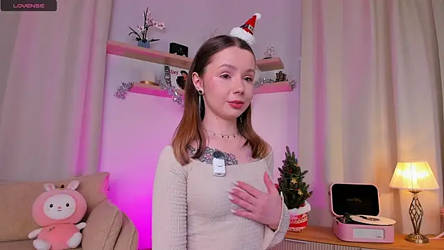 Snapshot of DominikaElis chatting on December 17, 7:31 pm DominikaElis online show from December 17, 7:31 pm