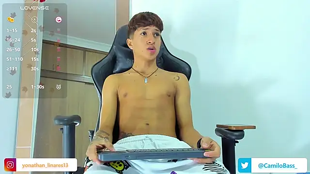  CamiloBass online show from January 12, 1:11 am