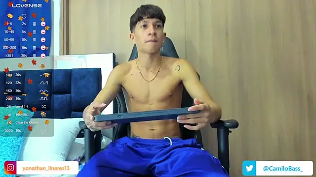  CamiloBass online show from February 25, 1:30 am