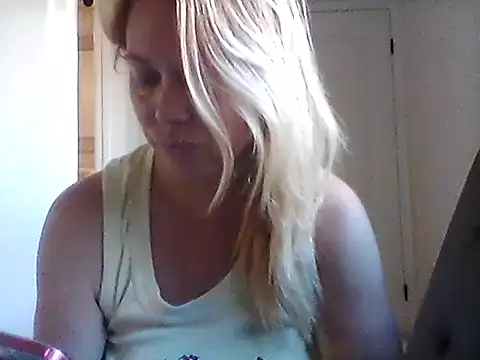 burrkitty online show from November 26, 10:33 pm