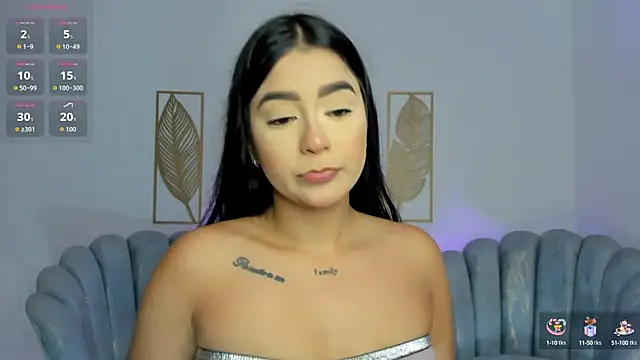 amelie jhons online show from September 18, 8:00 pm